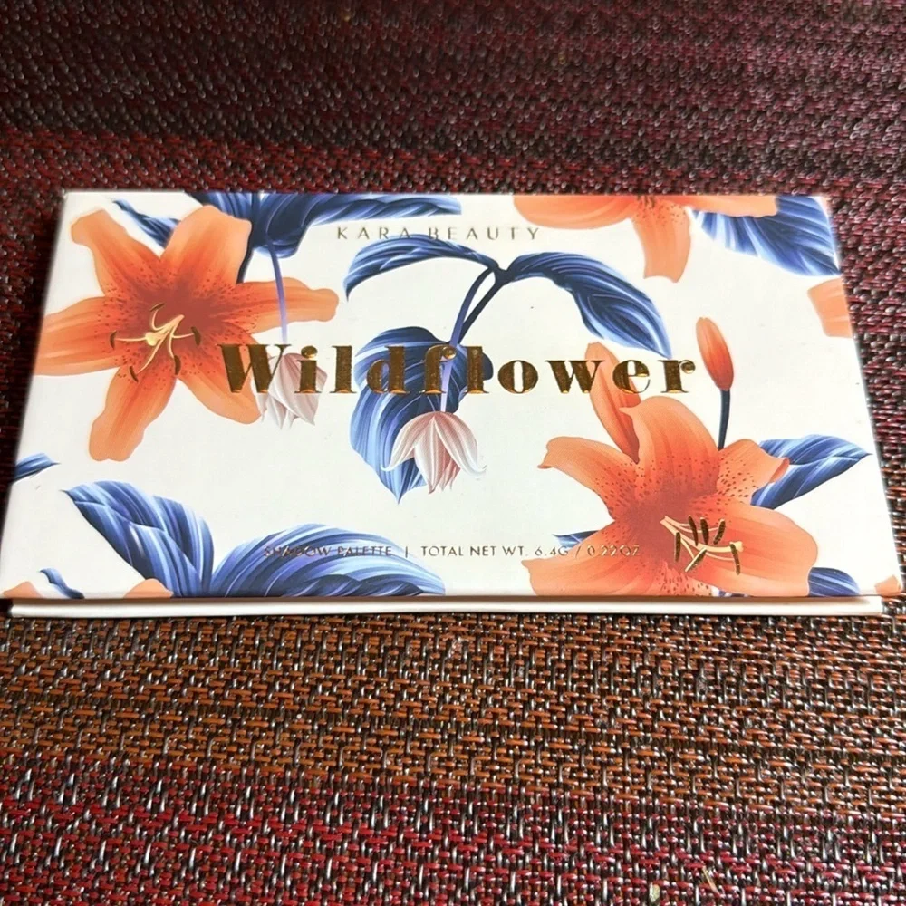 Kara Beauty Wildflower shadow palette